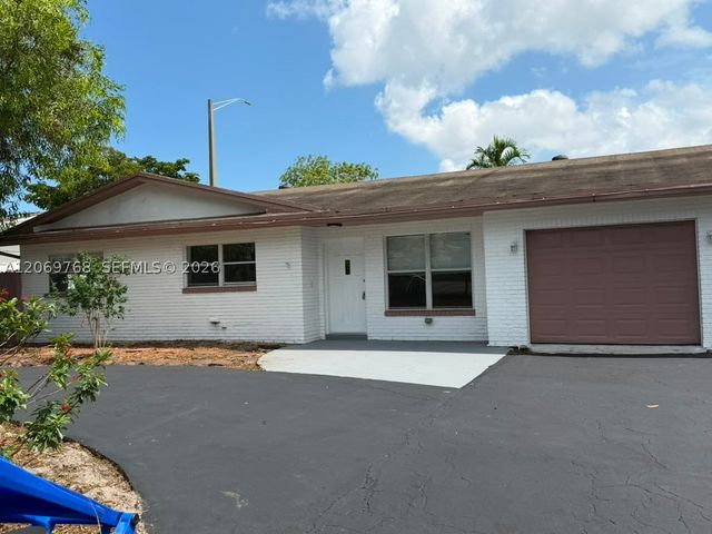 3160 NE 63rd St, Fort Lauderdale, FL 33309