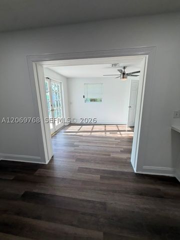 3160 NE 63rd St, Fort Lauderdale, FL 33309