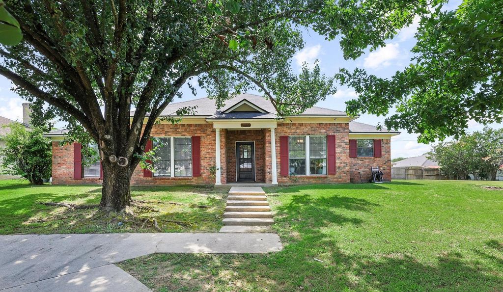 1804 Greenridge Court, Sulphur Springs, TX 75482