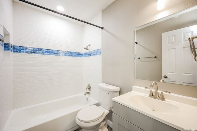 7030 Settlers Rdg, Leon Valley, TX 78238