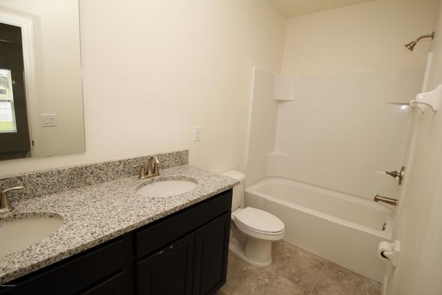 561 Dillard Drive SE, Palm Bay, FL 32909