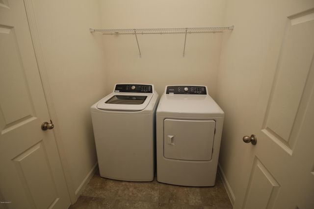 561 Dillard Drive SE, Palm Bay, FL 32909