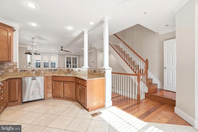 2612 LIGHTHOUSE LN, Baltimore, MD 21224