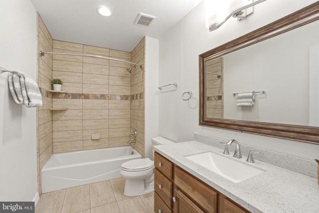 2612 LIGHTHOUSE LN, Baltimore, MD 21224