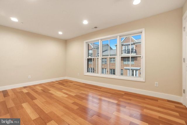 2612 LIGHTHOUSE LN, Baltimore, MD 21224