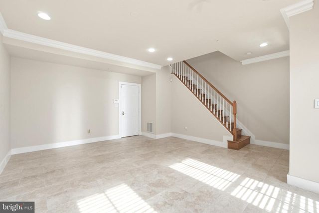 2612 LIGHTHOUSE LN, Baltimore, MD 21224