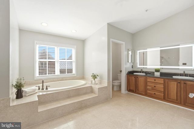 2612 LIGHTHOUSE LN, Baltimore, MD 21224