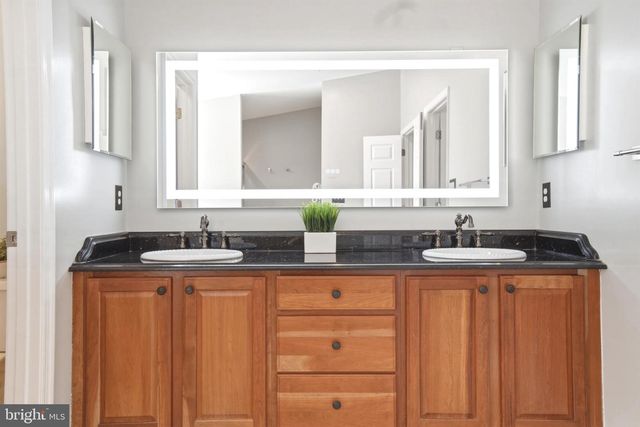 2612 LIGHTHOUSE LN, Baltimore, MD 21224