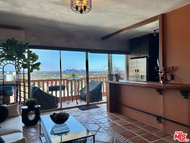 999 N Doheny Drive 708, West Hollywood, CA 90069