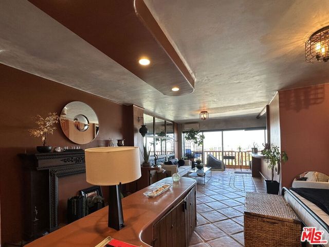 999 N Doheny Drive 708, West Hollywood, CA 90069