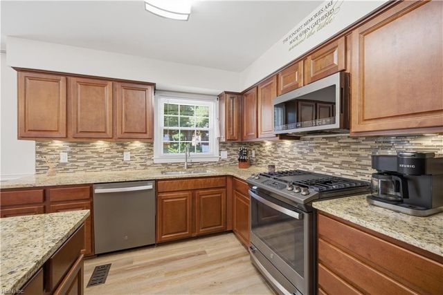 5309 Balfor DR, Virginia Beach, VA 23464