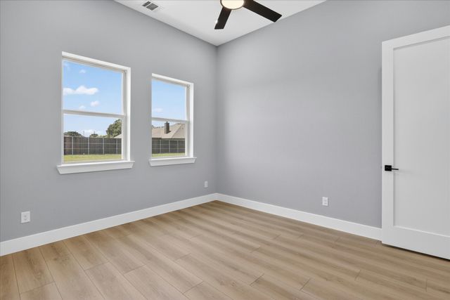 1000 Elevation Trail, Weatherford, TX 76087