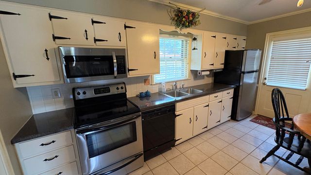 425 Yale Drive, Lexington, KY 40517