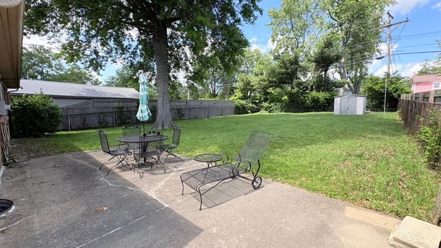 425 Yale Drive, Lexington, KY 40517