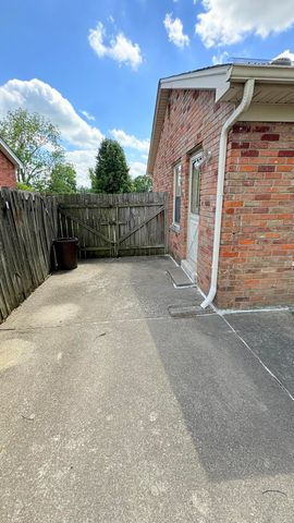 425 Yale Drive, Lexington, KY 40517