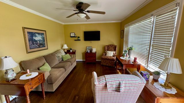 425 Yale Drive, Lexington, KY 40517