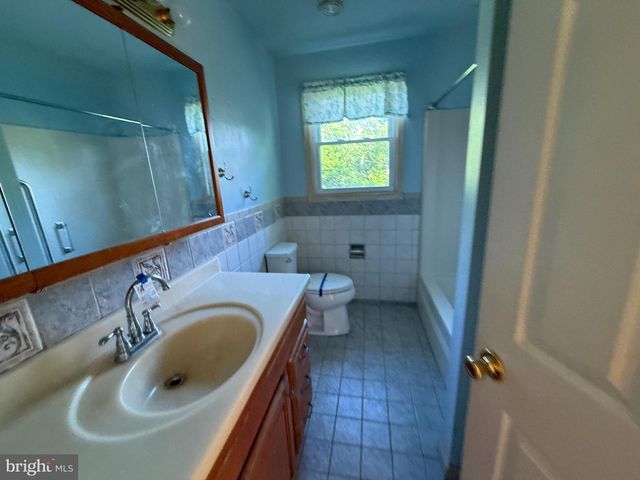 259 EMERALD DR, Falling Waters, WV 25419