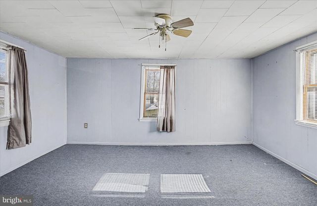 2707 SPARROWS POINT RD, Baltimore, MD 21219