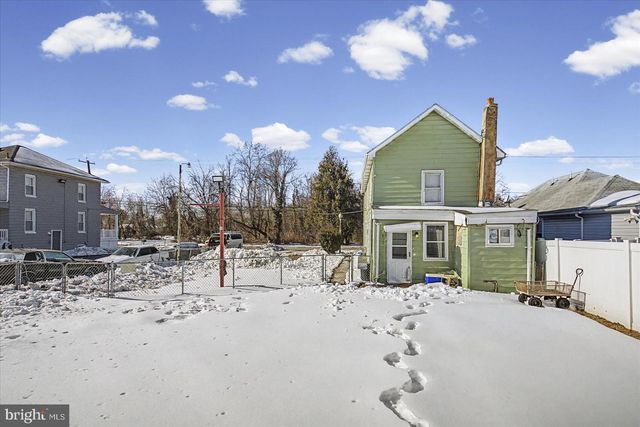 2707 SPARROWS POINT RD, Baltimore, MD 21219