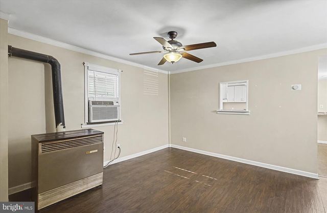 2707 SPARROWS POINT RD, Baltimore, MD 21219