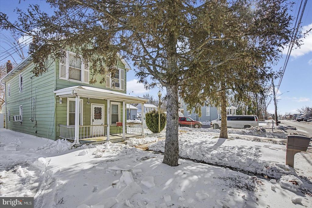 2707 SPARROWS POINT RD, Baltimore, MD 21219