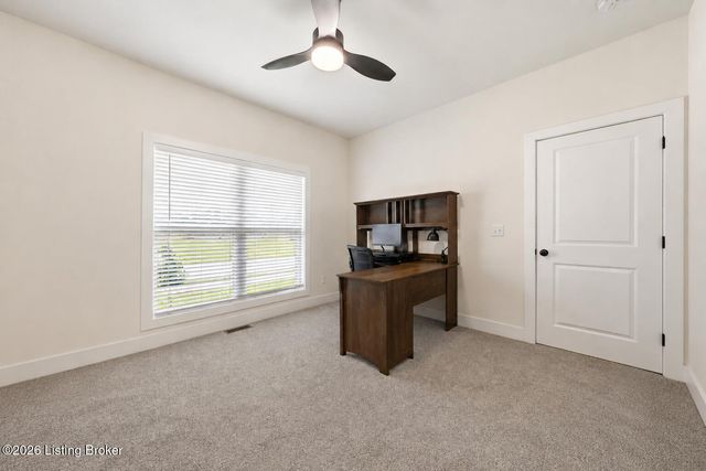 305 Ashwood Ave, Elizabethtown, KY 42701