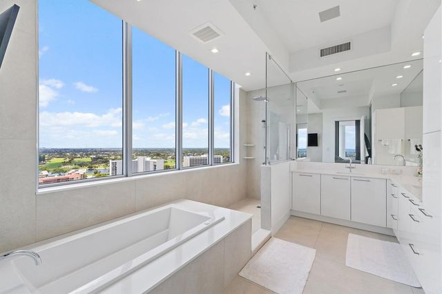 3 Water Club Way 1902, North Palm Beach, FL 33408