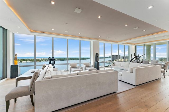 3 Water Club Way 1902, North Palm Beach, FL 33408