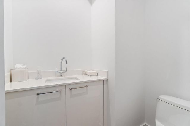 3 Water Club Way 1902, North Palm Beach, FL 33408