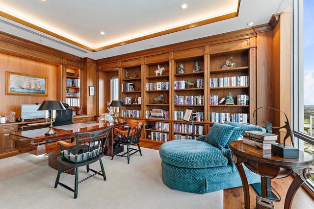 3 Water Club Way 1902, North Palm Beach, FL 33408