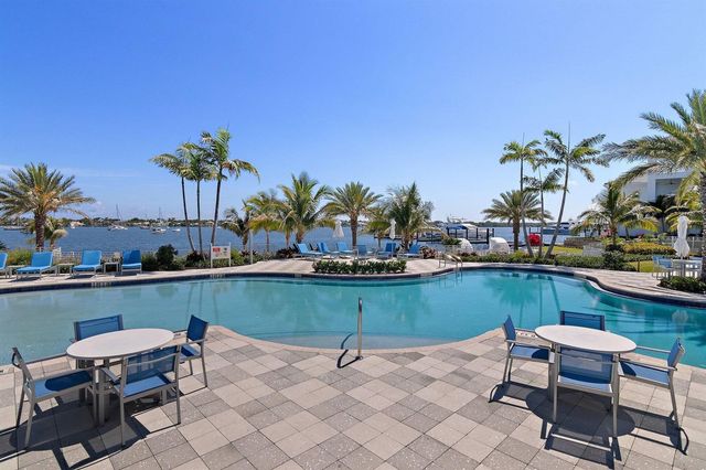 3 Water Club Way 1902, North Palm Beach, FL 33408
