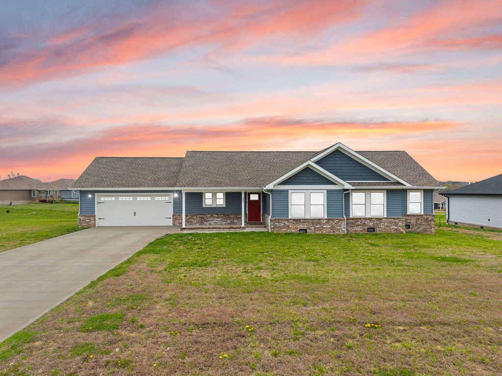 321 Lone Oak Drive, Somerset, KY 42503