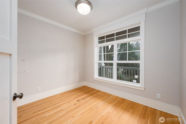 6215 22nd Avenue NE, Seattle, WA 98115