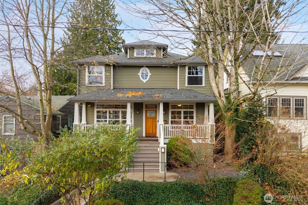 6215 22nd Avenue NE, Seattle, WA 98115