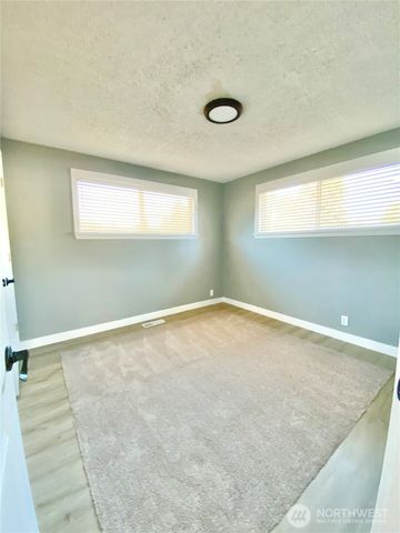 621 SW 132 Street, Burien, WA 98146