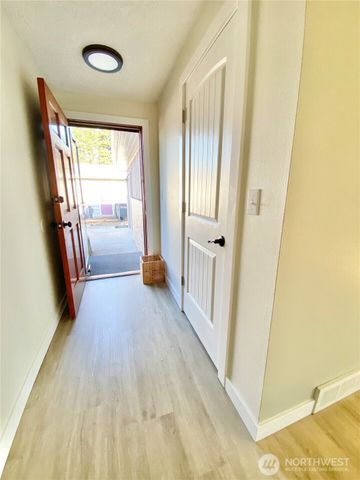 621 SW 132 Street, Burien, WA 98146