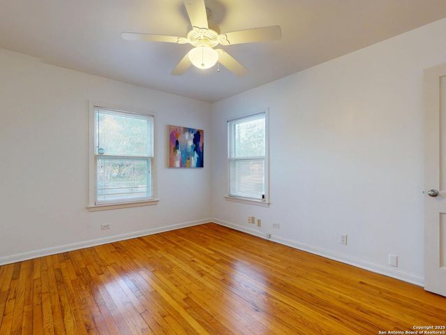357 Irvington, San Antonio, TX 78209