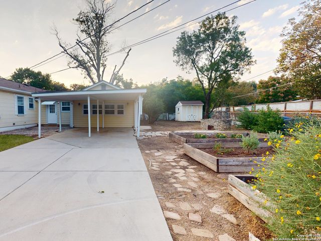 357 Irvington, San Antonio, TX 78209