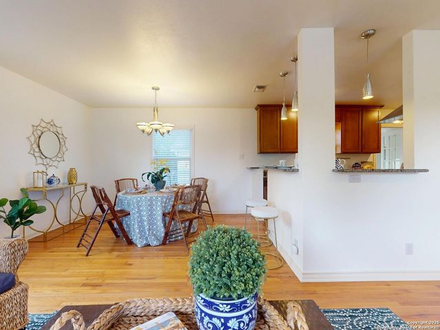 357 Irvington, San Antonio, TX 78209