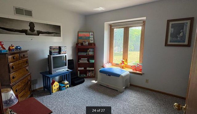 8238 S 47th STREET, Franklin, WI 53132