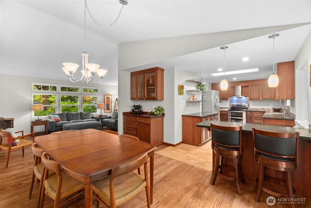 6910 Glen Annie Lane SW, Olympia, WA 98512