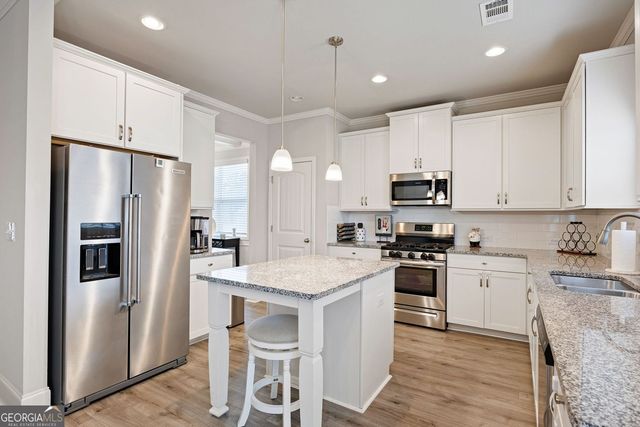 641 Little Bear Loop, Canton, GA 30114