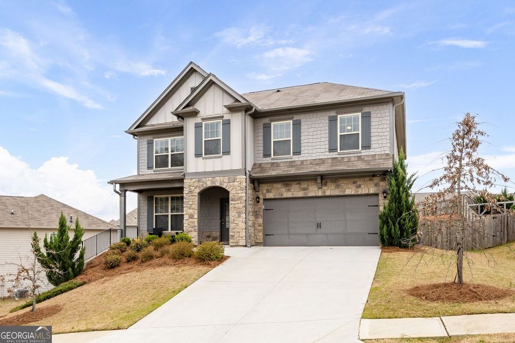 641 Little Bear Loop, Canton, GA 30114