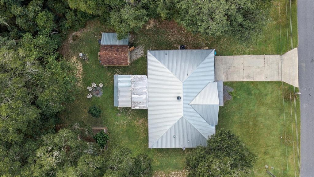 Image 38 of property listing at 4180 SW 131ST PLACE ROAD, Ocala, FL 34473