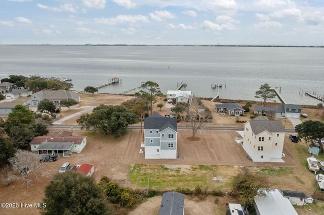 444 Pearson Circle, Newport, NC 28570