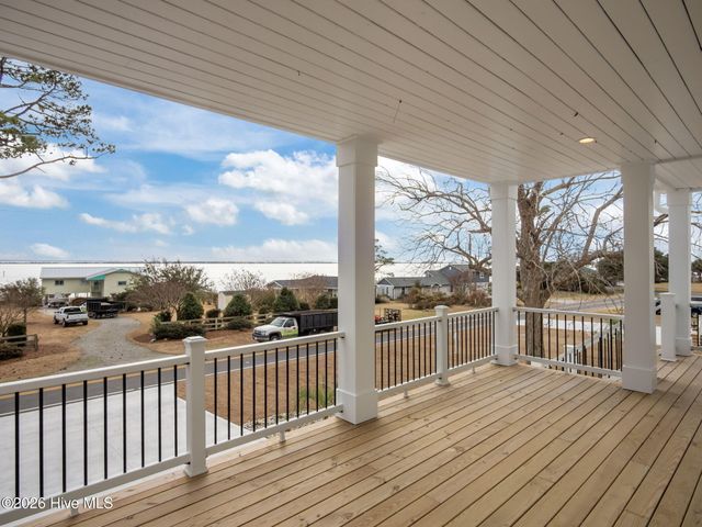 444 Pearson Circle, Newport, NC 28570