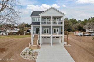 444 Pearson Circle, Newport, NC 28570