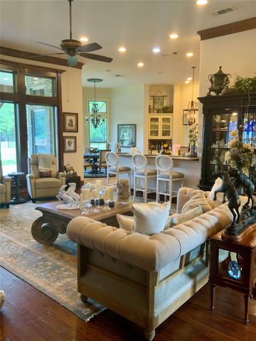 7545 Colton Lane, Pilot Point, TX 76258