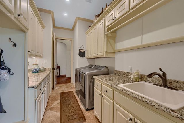 7545 Colton Lane, Pilot Point, TX 76258