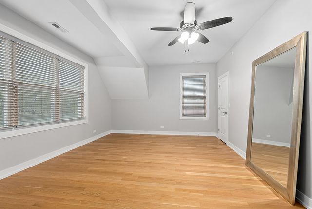 7727 S Roberts Road, Bridgeview, IL 60455